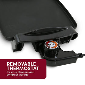 Cool-touch handles on Elite Gourmet griddle for safe serving