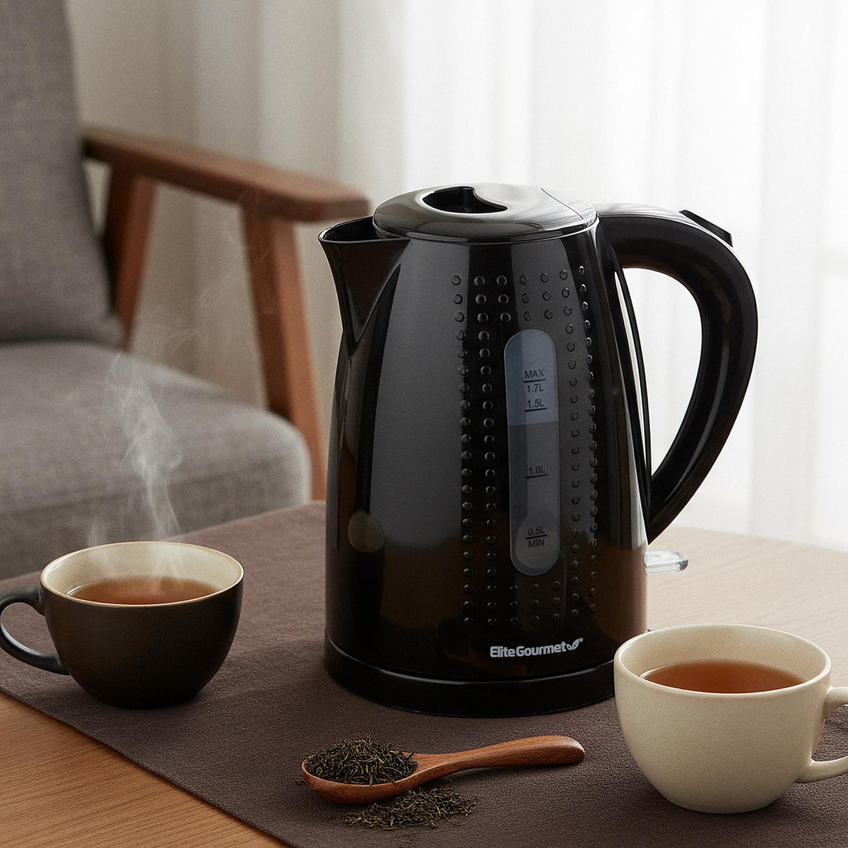 Elite Gourmet EKT5051 clear-view window with markings for quick checks.