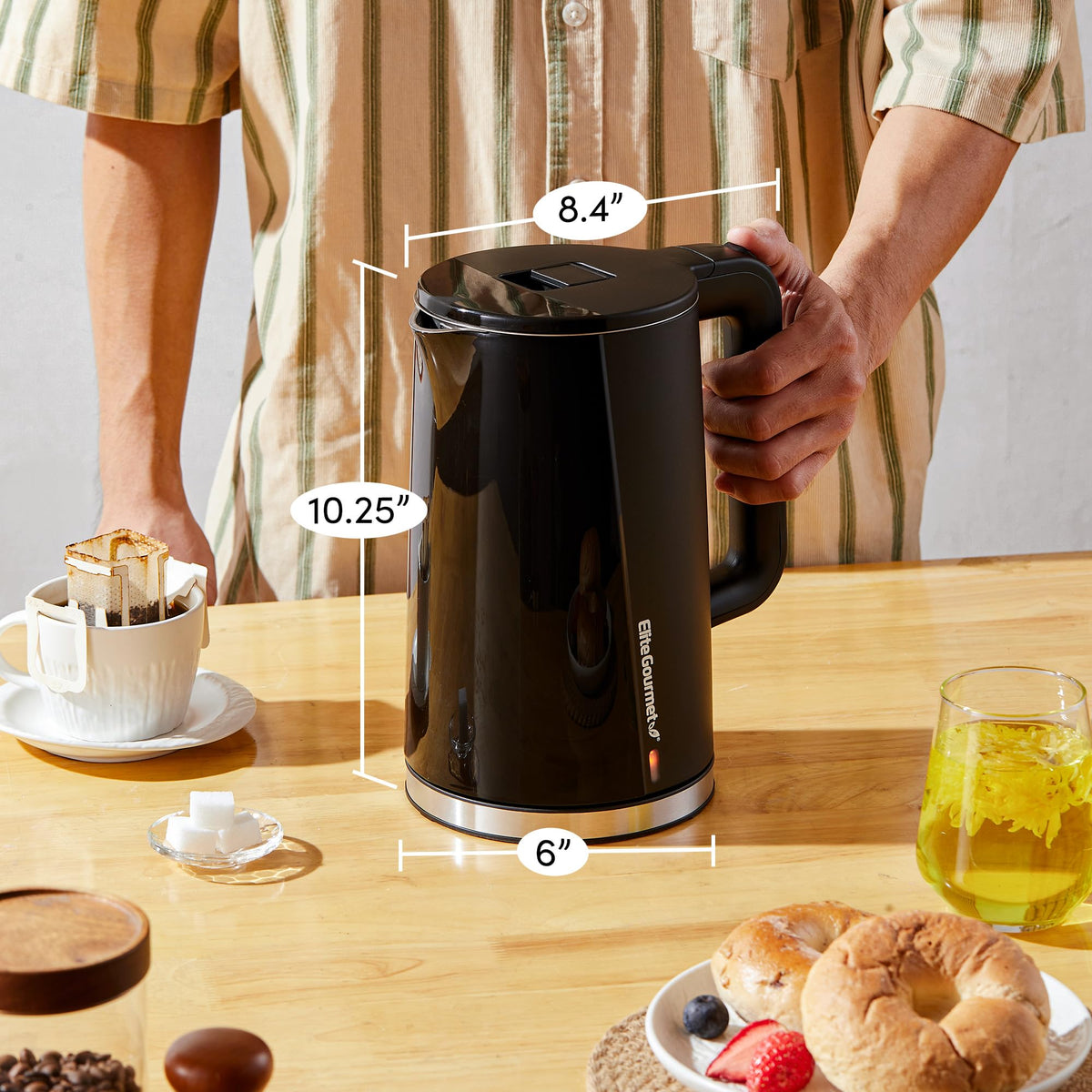 Elite Gourmet kettle cool-touch exterior stays safe to touch during operation.