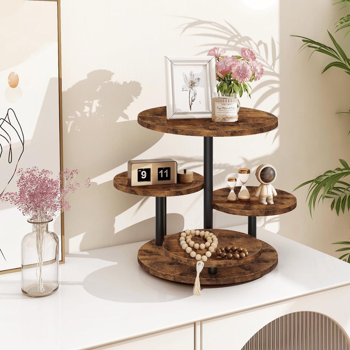 ELITEROO 360-degree accessibility helps guests view treats from every side