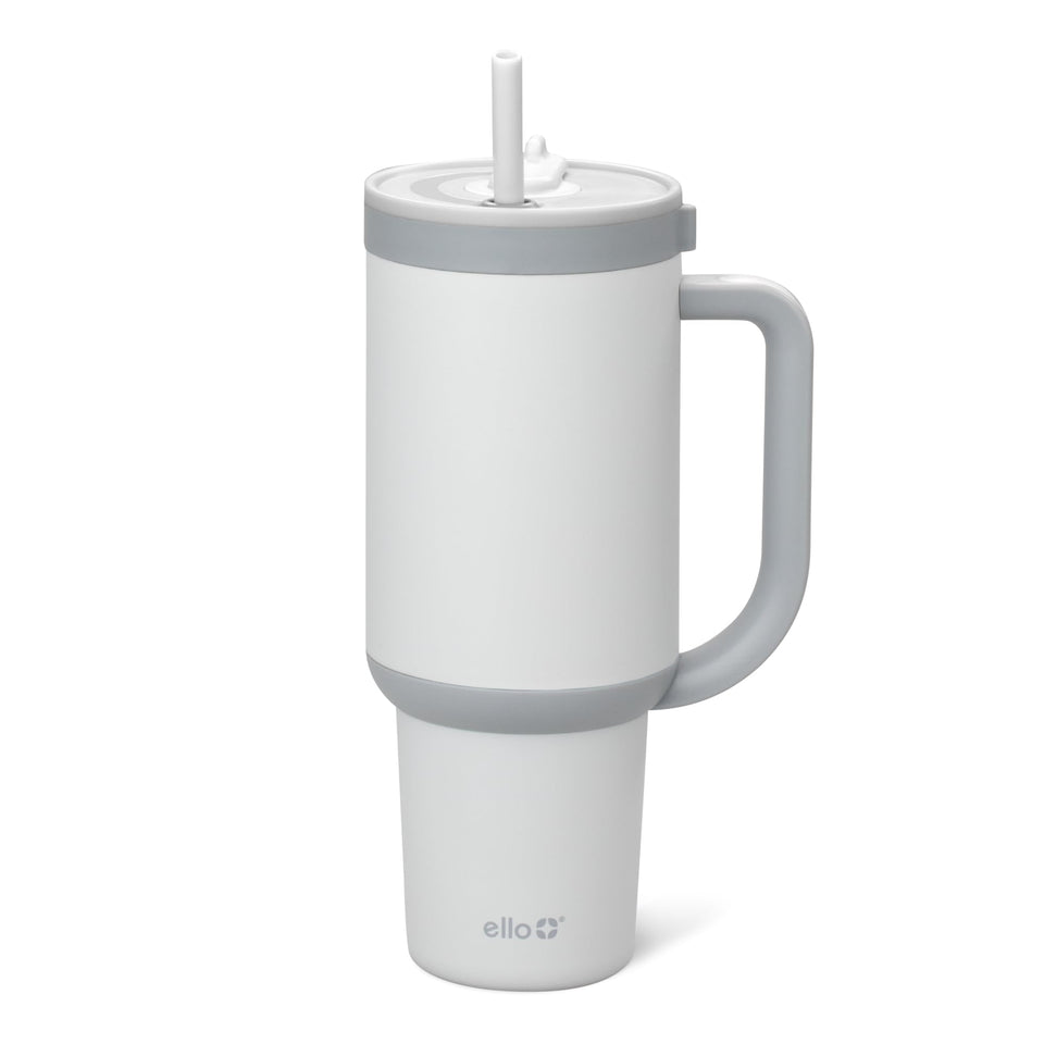 Ello Oasis 40 oz tumbler with handle for easy, comfortable carrying and hydration.