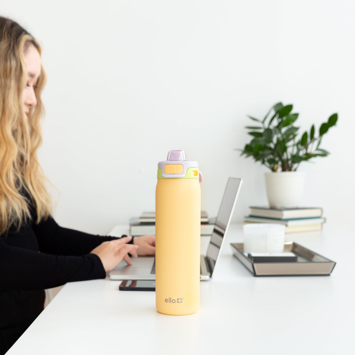 Ello Pop & Fill 32oz sunset meadow design complements outdoor gear and style.