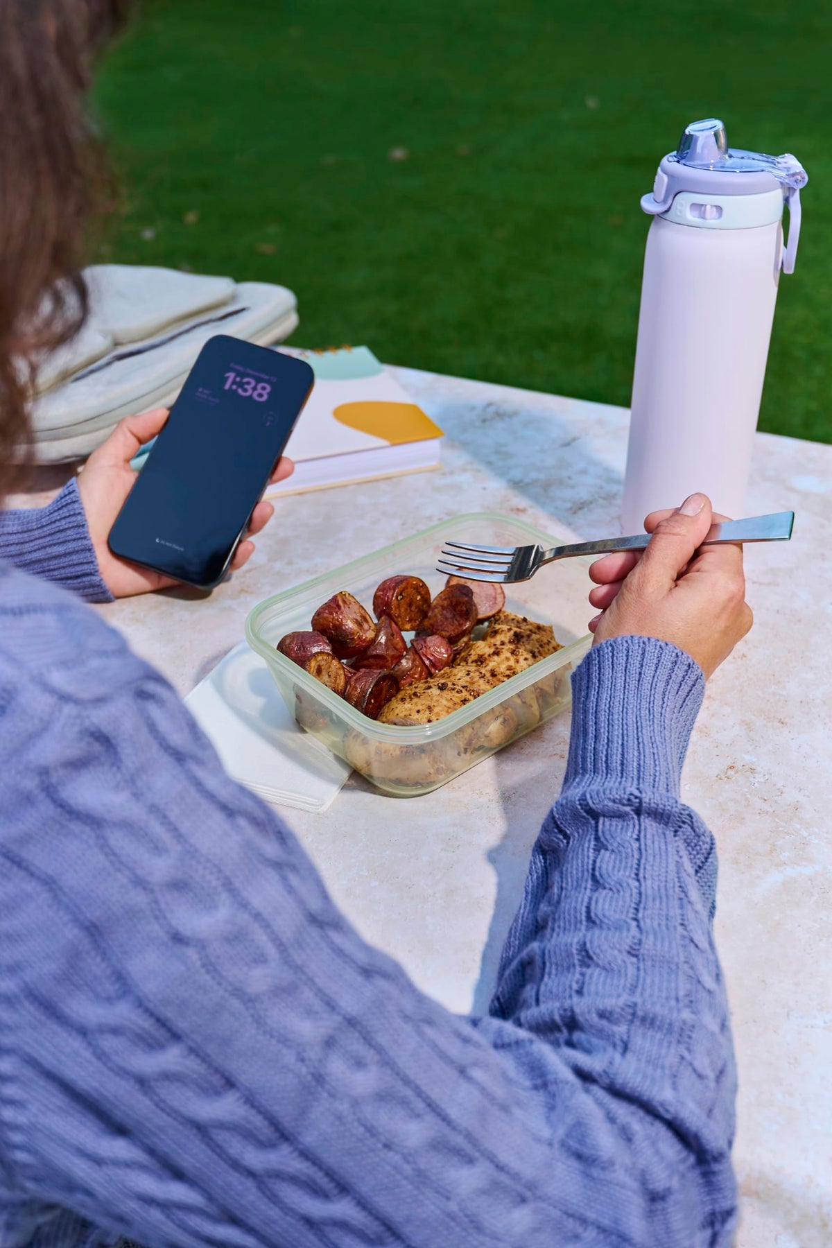 Ello Snap & Nest leak-proof lids prevent spills during on-the-go meals