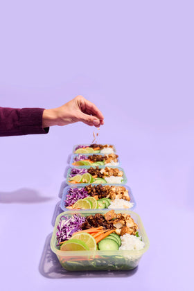 Ello Snap & Nest leak-proof lids for secure, spill-free storage
