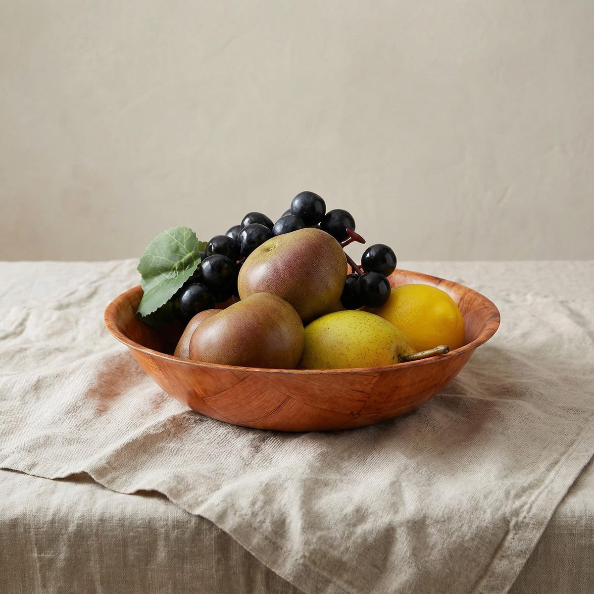 Elsjoy lightweight bowls are ideal for outdoor picnics and travel.