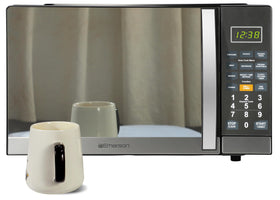 Emerson MWG1191SB exterior in stainless steel with a modern kitchen look
