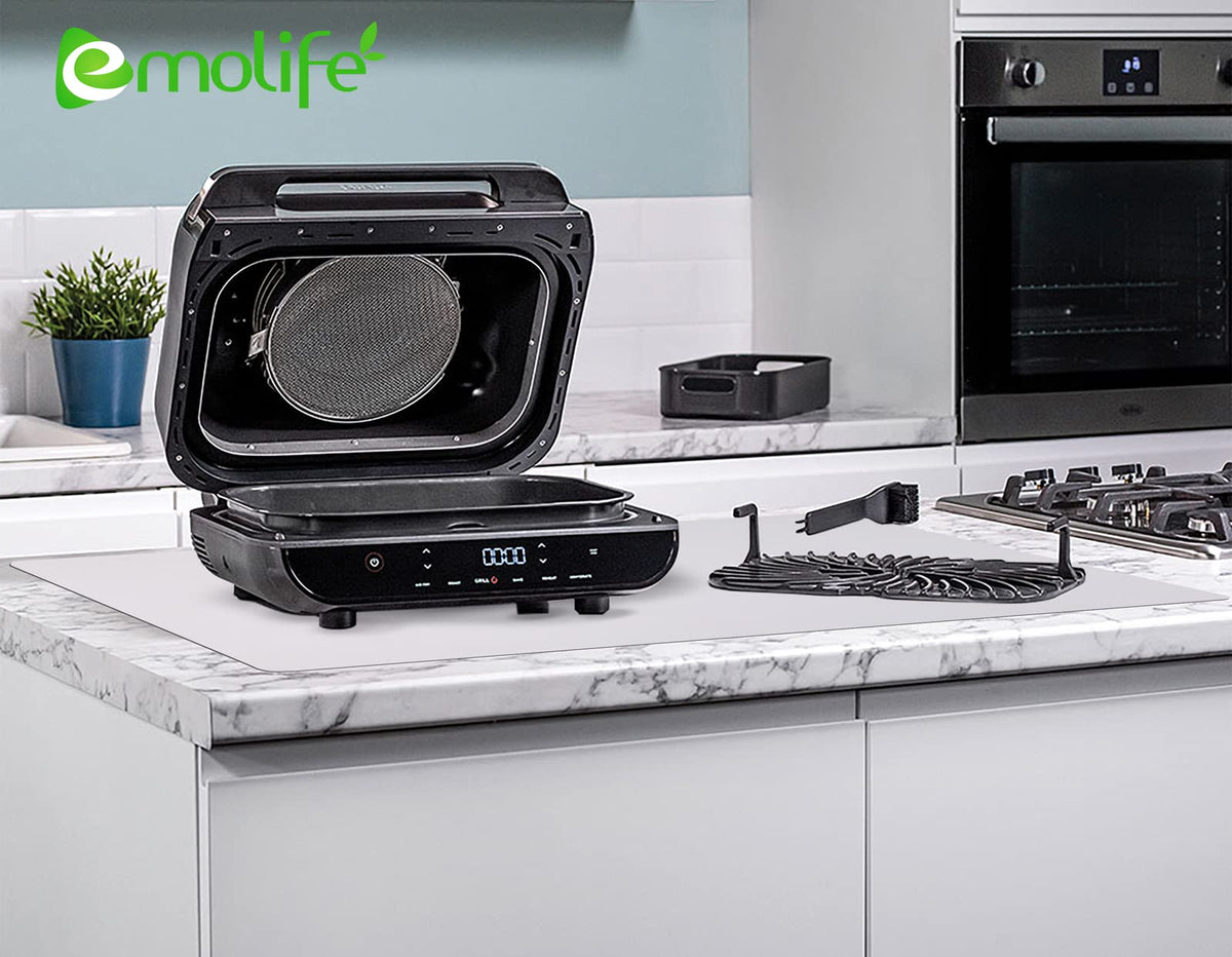 emolife heat-resistant silicone mat, non-slip and safe for hot appliances.
