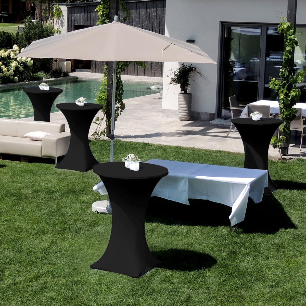 Enjoyidea easy-on, easy-off fabric supports quick setup by one person.
