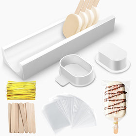 Entrirolly cakesicle-cutter-tray enables even 3-inch pops.