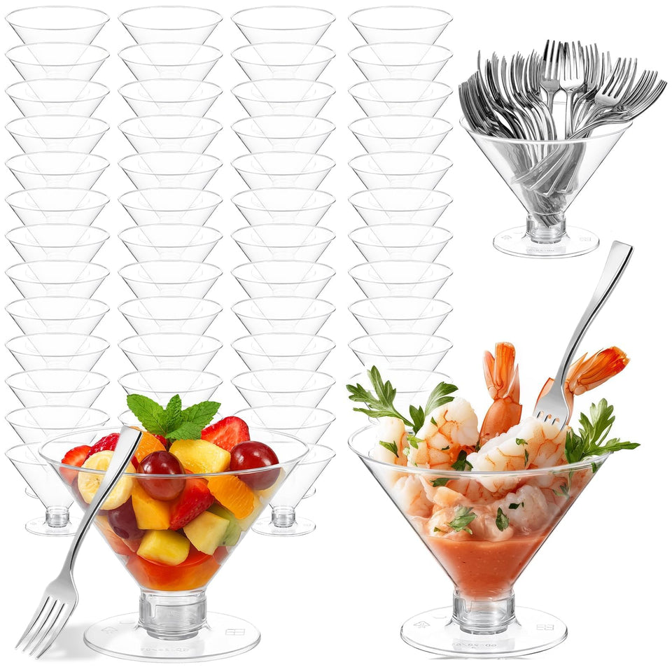 Entrirolly clear martini glasses for cocktails with glass-like shine.