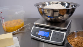 Escali M-Series level feet ensure stable accuracy on uneven counters.