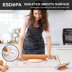 Versatile dough roller suitable for pie crusts, pizzas, fondant, and cookies.