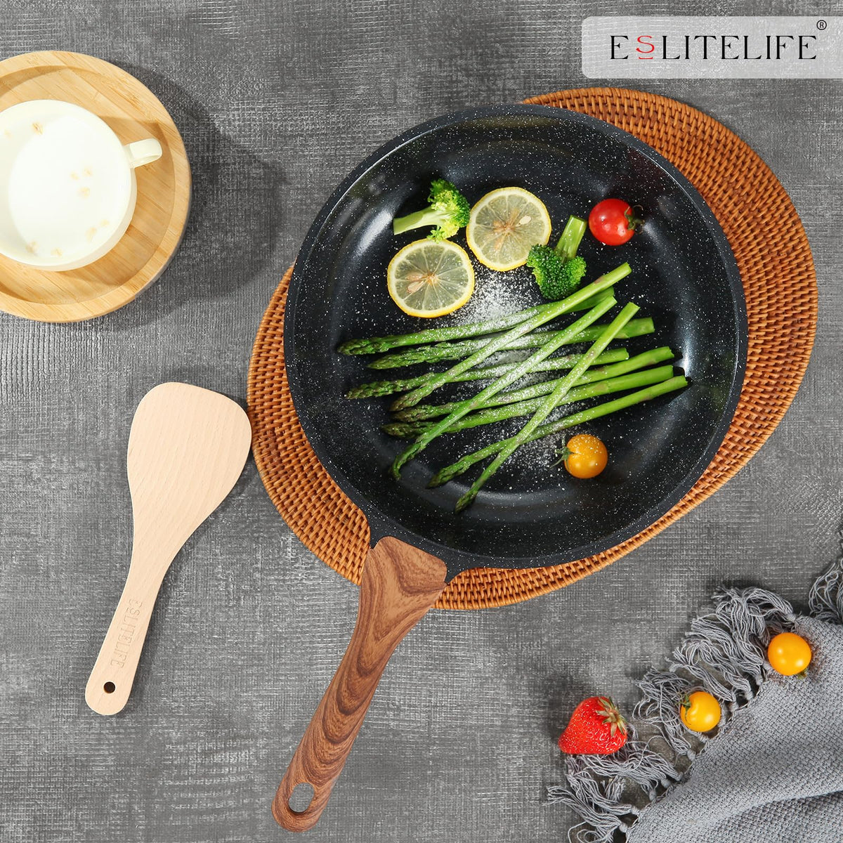 ESLITE LIFE eggs and vegetables sauté pan supports healthier, low-oil cooking