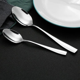 Eslite teaspoon on dining table highlights sturdy everyday practicality.