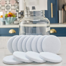 Store between uses in airtight container, then rinse and dry.