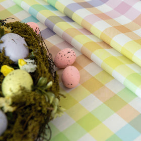Essifunia checkered tablecloth highlights machine washable care for simple maintenance.