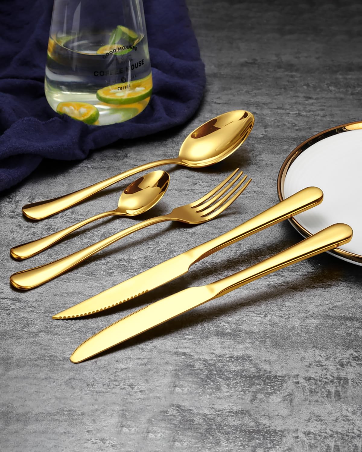 EUIRIO gold dinner spoons provide comfortable grip for meals.