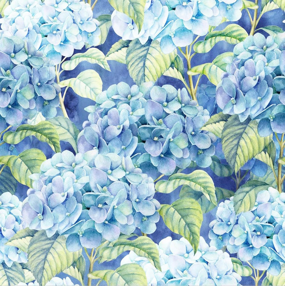 European Excellency Blue Hydrangea napkins set for stylish parties.