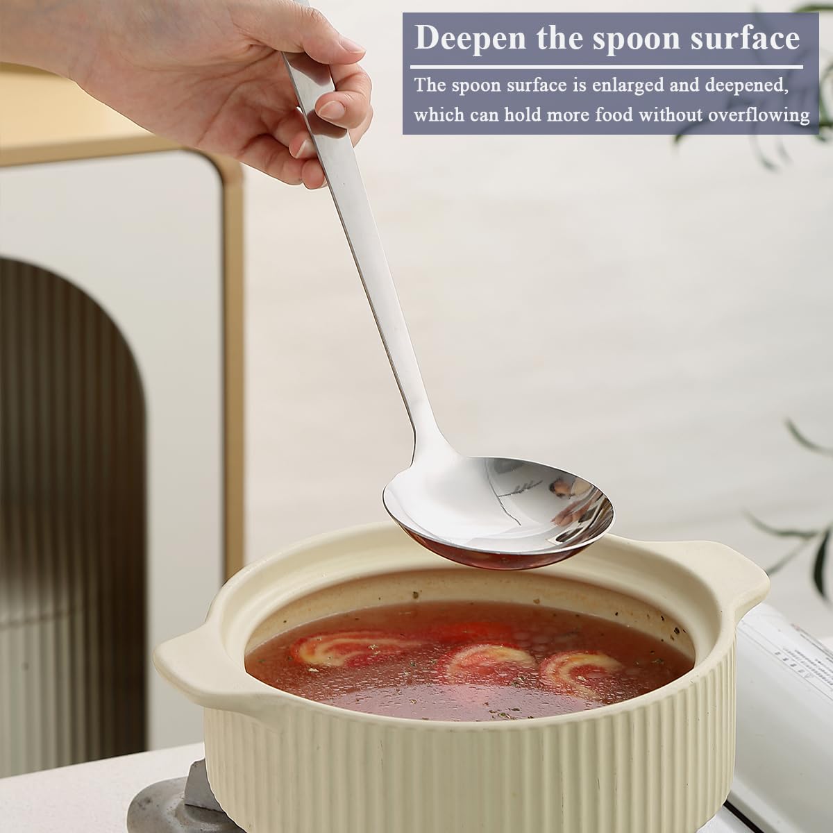 Ergonomic heat-insulated handles stay cool and comfortable.