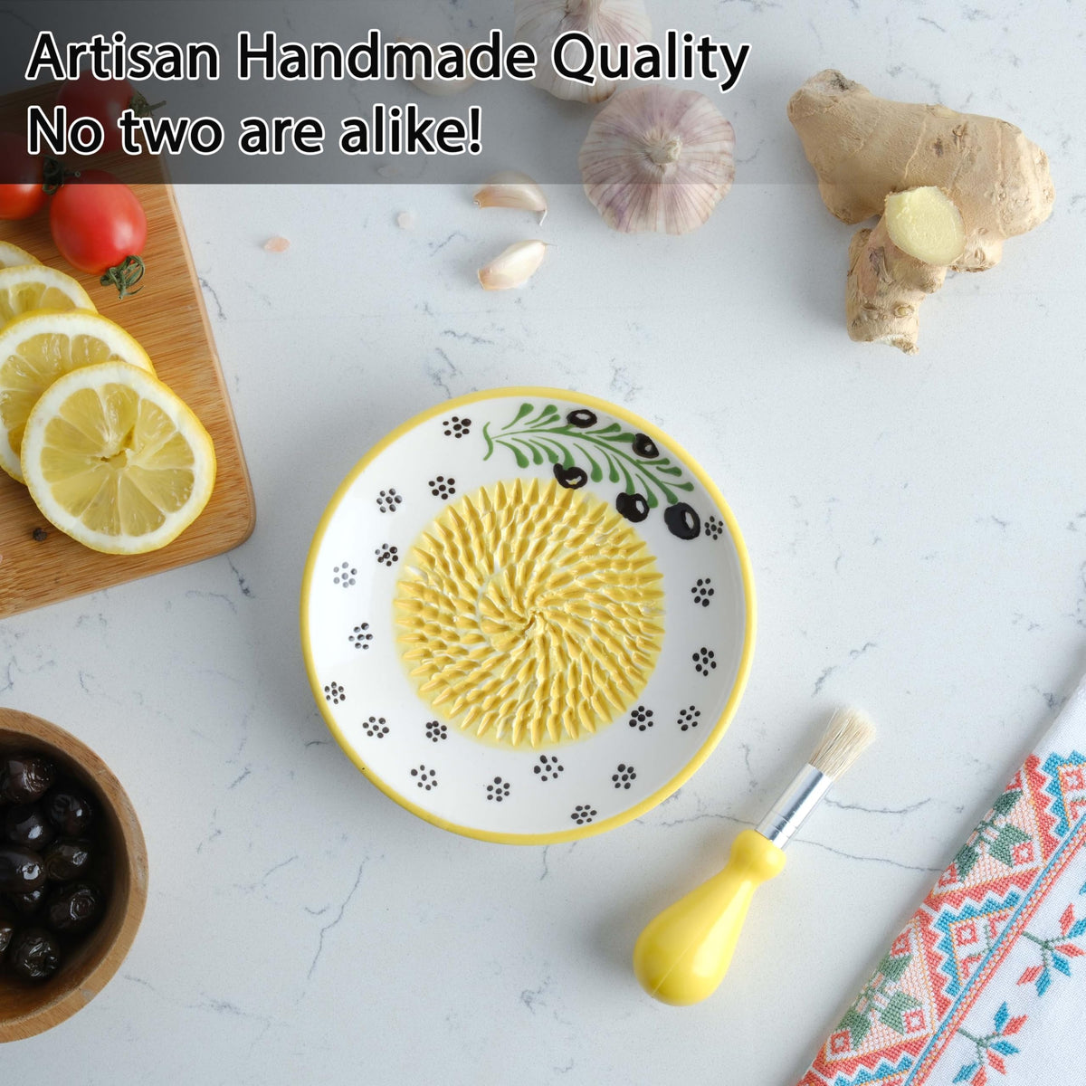 EVANILIFE garlic grater set with silicone peeler and brush, for easy cleanup and prep.