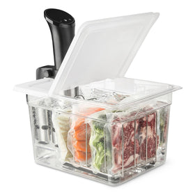 EVERIE 12-qt sous vide container with collapsible lid for easy refilling.