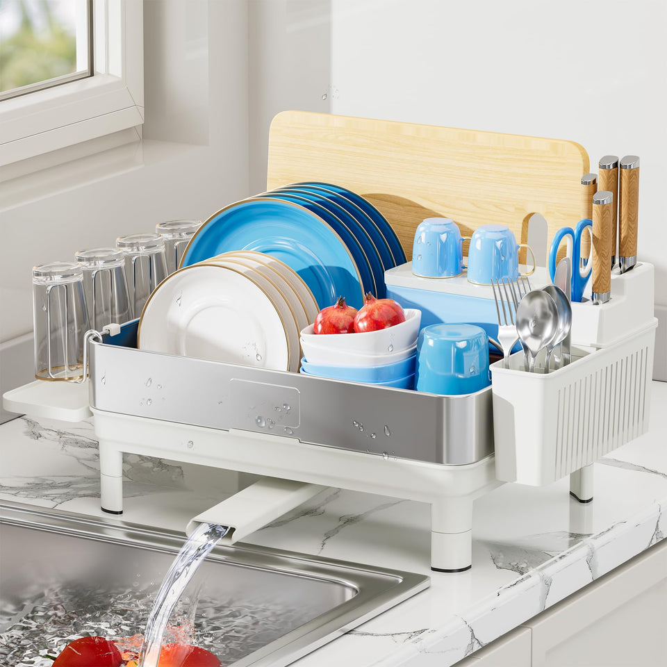 Ewaiira dish drying rack close-up showing stainless steel material for durability and easy cleaning