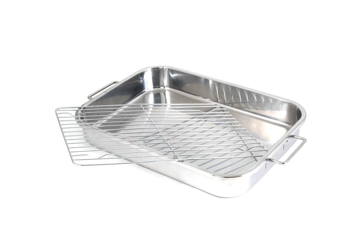 EXCELSTEEL Cook Pro foldable-handles for safe oven lifting.