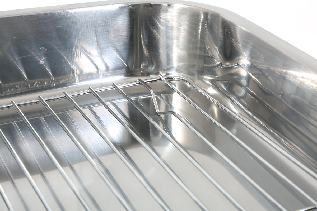 EXCELSTEEL Cook Pro small pan for layered lasagna and compact servings.