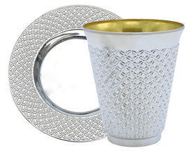 Exquisite 100-pcs Kiddush cups bulk pack with 3D floral pattern, ideal for festive settings.