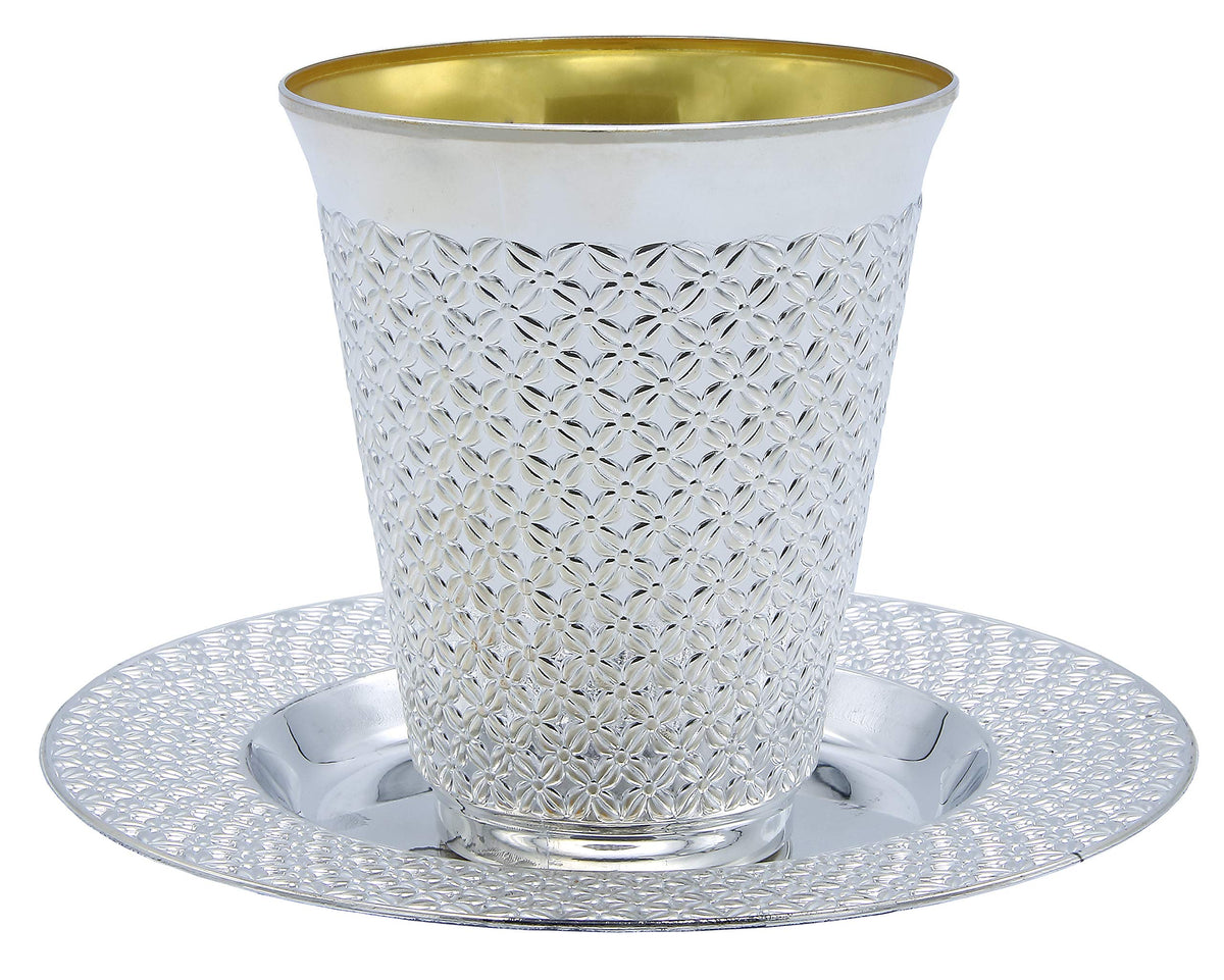 Exquisite 50 sets of disposable Kiddush cups and saucers, travel-friendly and break-resistant.