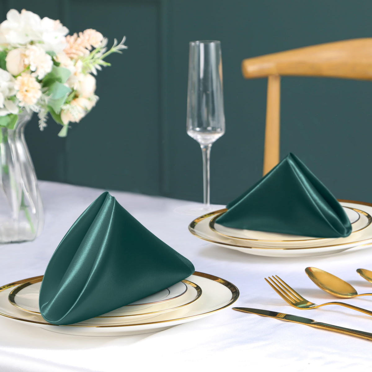Eychei soft satin napkins close-up shows silky texture and rich color.