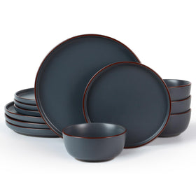 Famiware Mercury dinner plate with speckled glaze for everyday dining.