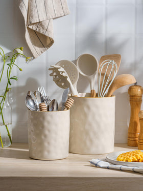 Gift-ready Famiware Ocean vanilla white ceramic utensil holder set