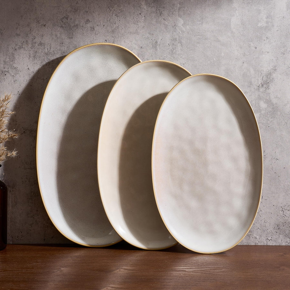 Famiware oval serving platter in large size with elegant shape, ideal for family dinners.