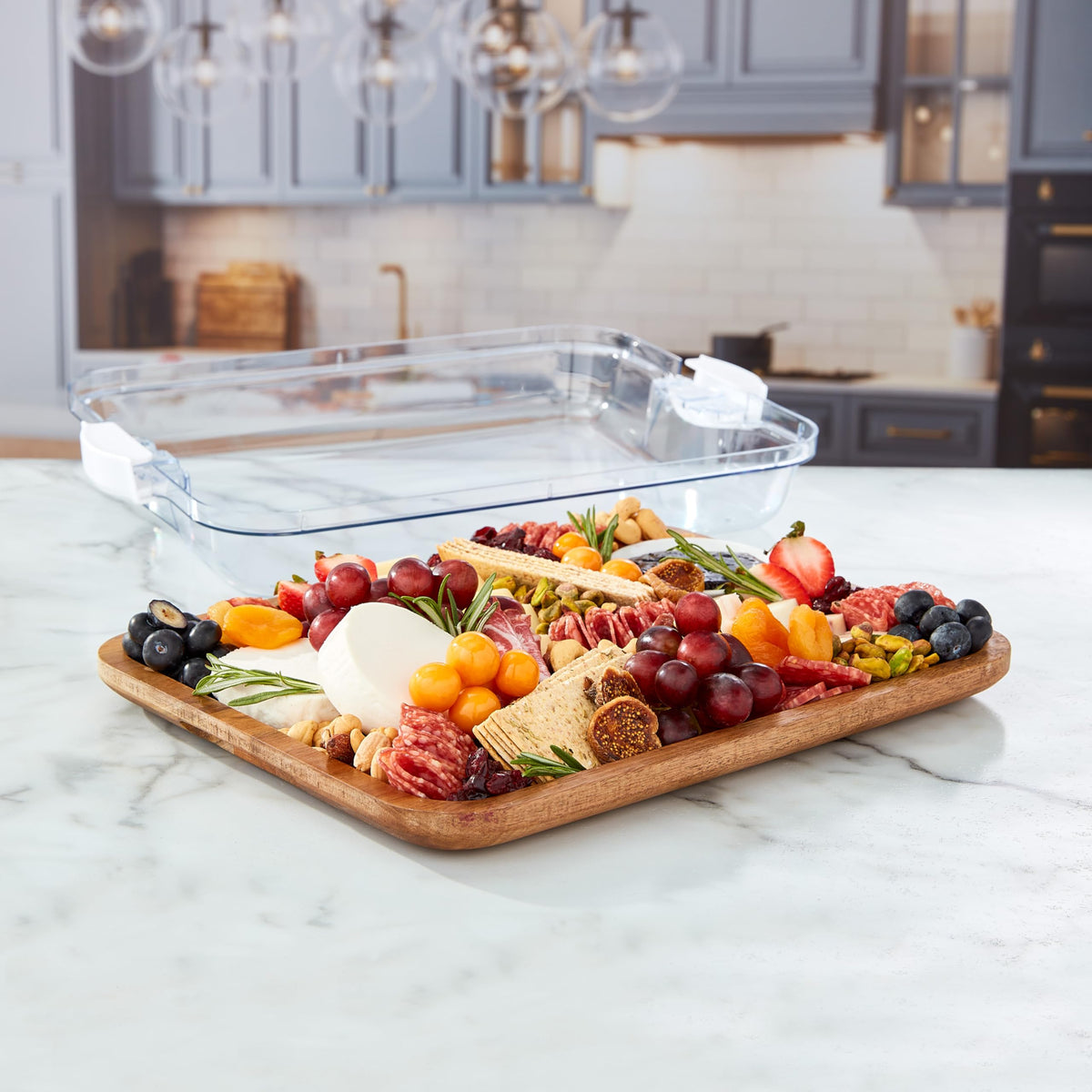Farberware Build-A-Board clear locking lid preserves freshness during transport.