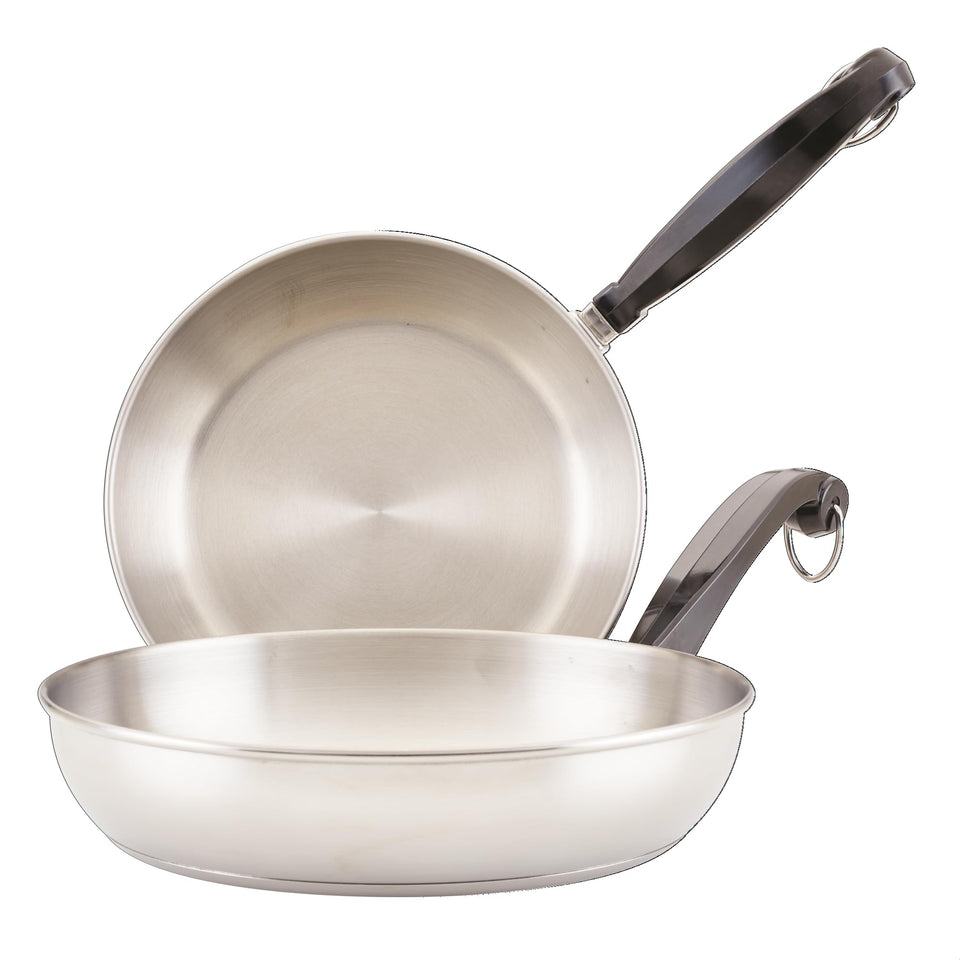 Farberware Classic 8.25-inch frying pan top view showing even heating