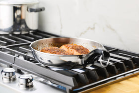 Farberware Classic stainless steel with polished mirror finish