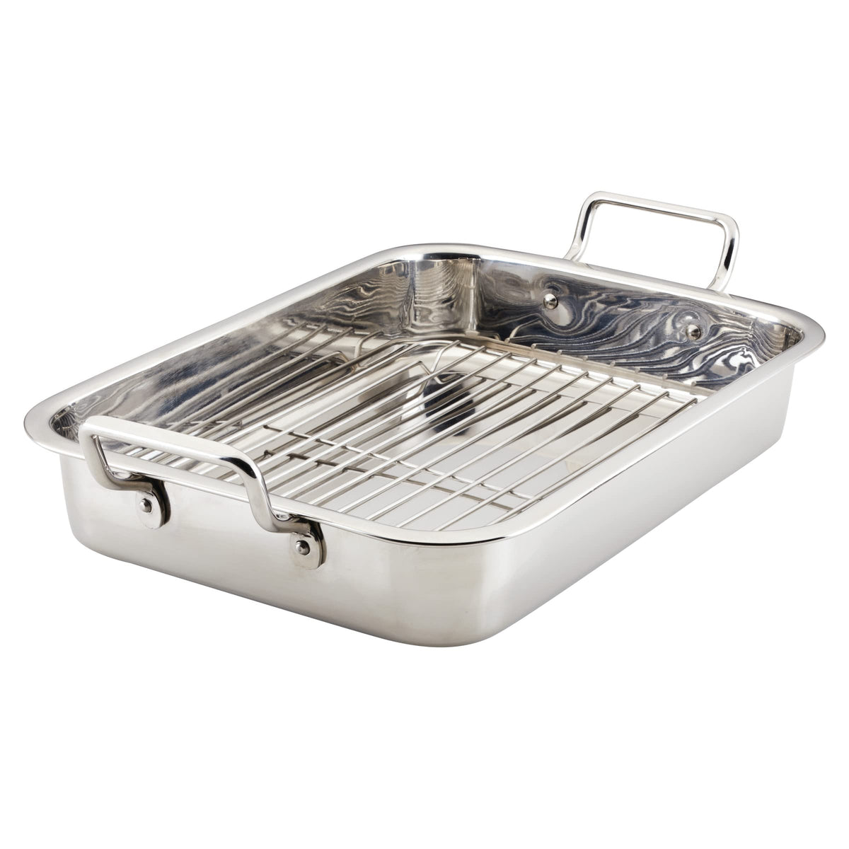 Farberware Classic Traditions roaster with rack for even browning and juicier drippings.