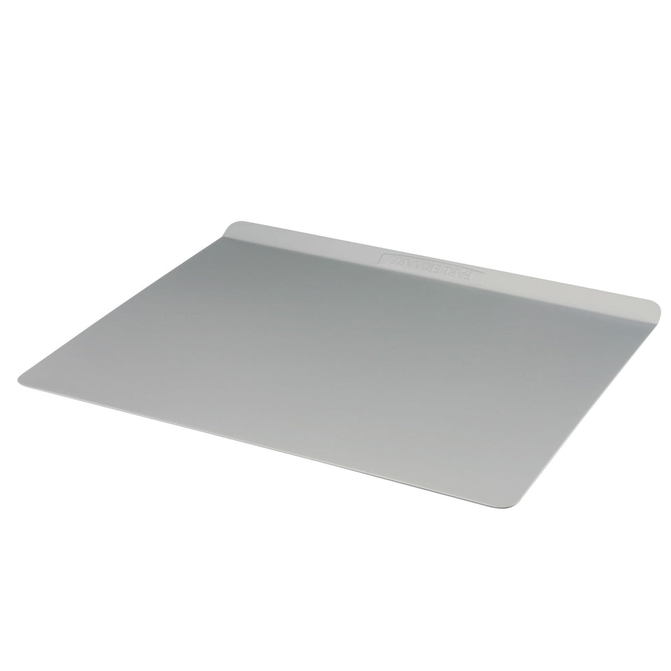 Farberware Golden Bake jumbo sheet with insulated design for even browning.