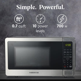 Farberware microwave 700-watt power delivers quick meal reheats.