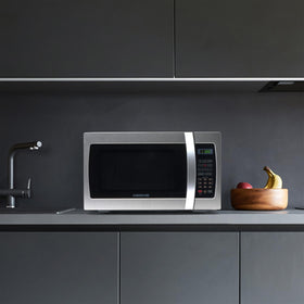 Farberware microwave memory function saves favorite cooking settings.