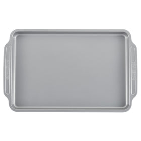 Farberware 12-cup muffin pan for even baking