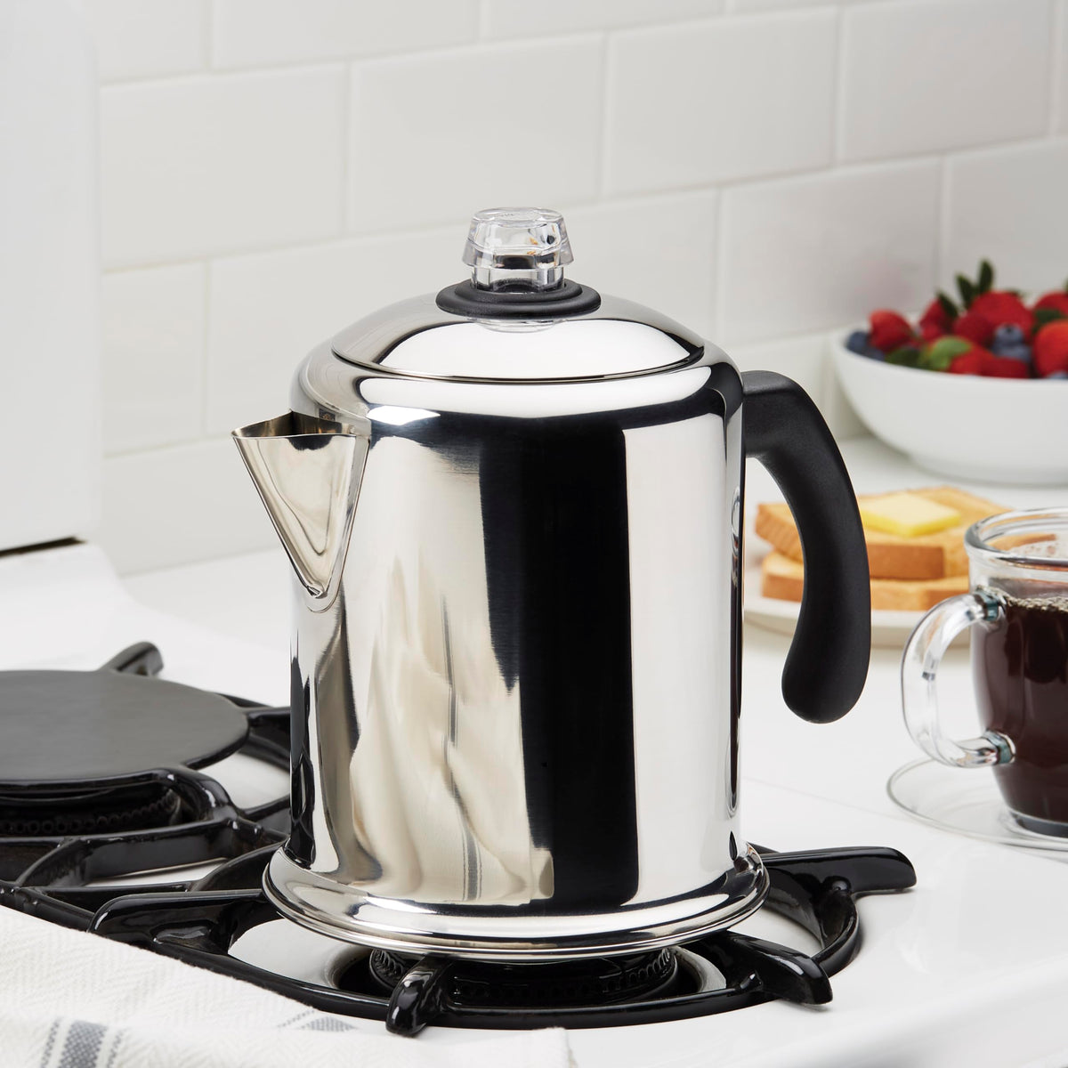 Farberware Yosemite 12-Cup percolator mirror finish adds timeless kitchen style