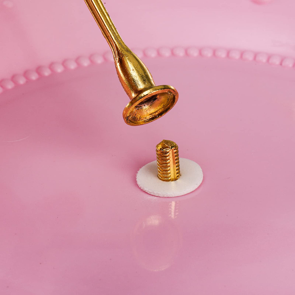 Fasmov green trays bring fresh flair to weddings, teas, and buffets.