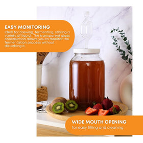 FastRack 1 gallon glass jar close-up highlighting heat-resistant, BPA-free design