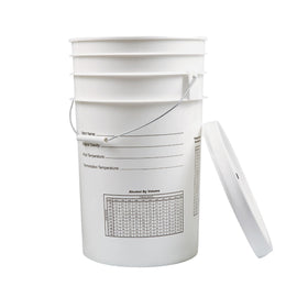 FastRack Fastrack lid view for airtight fermentation with a secure seal.