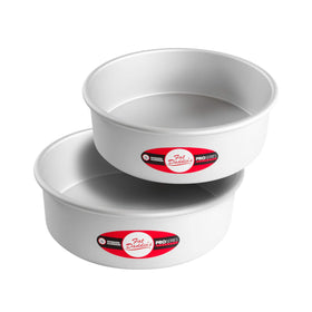 Fat Daddio's anodized round cake pan outer view highlights a durable finish for even baking