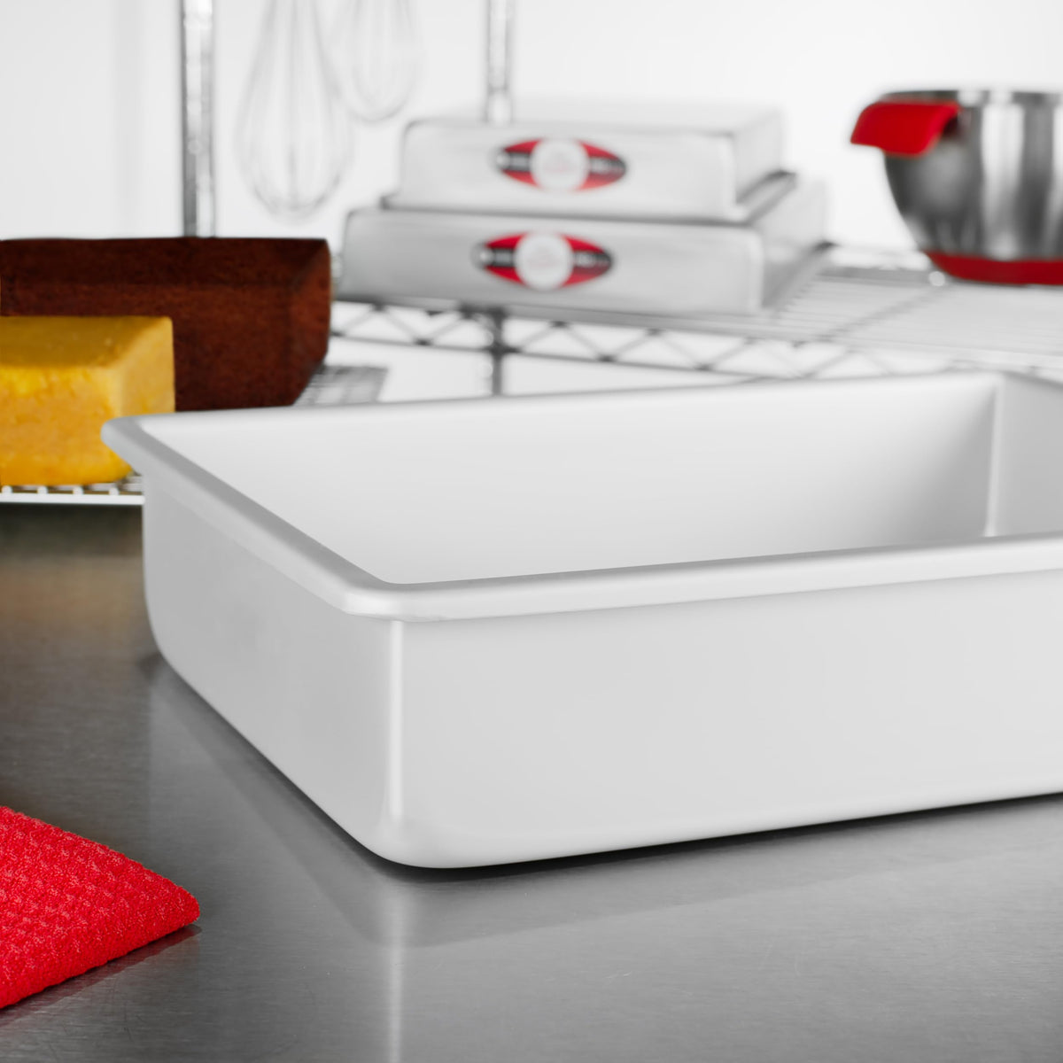 Fat Daddio's POB-9133 citrus-safe surface resists rust, peeling, and staining.