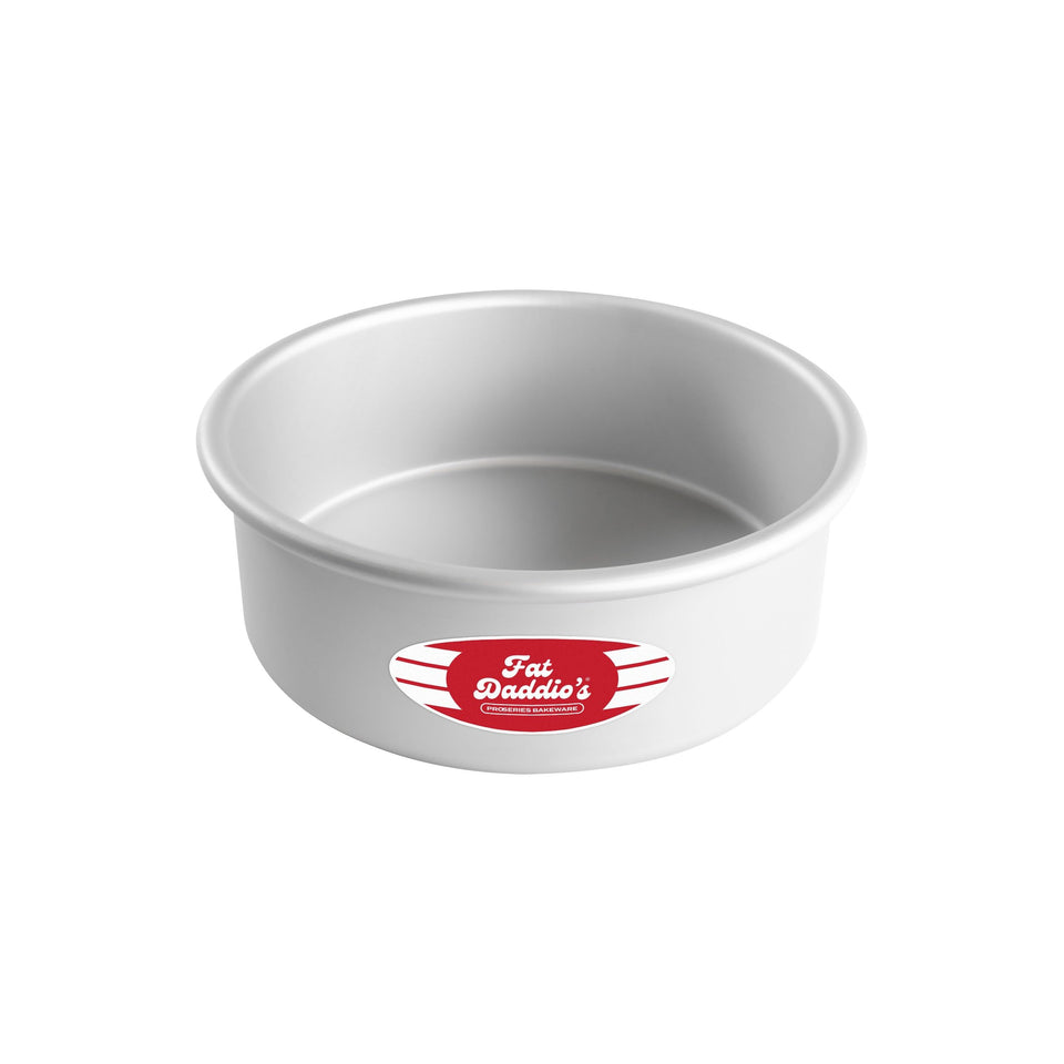 Fat Daddio's PRD-83 round cake pan—top view highlights anodized surface for easy release.
