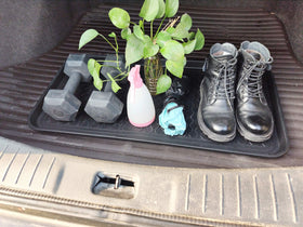 FDGARDEN raised-edge boot tray keeps spills contained at home.